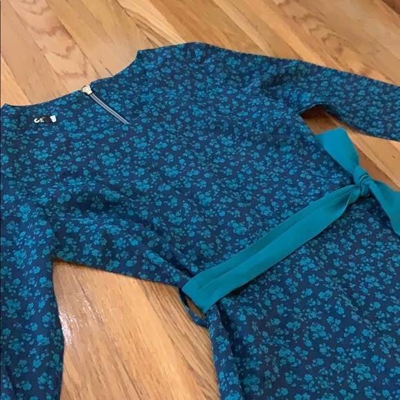 Women dress - Picture 4 of 8